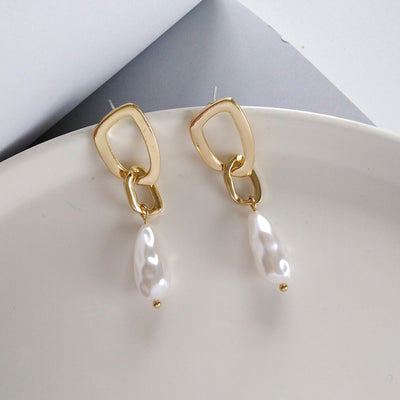 Simple Elegant Pendant Earrings