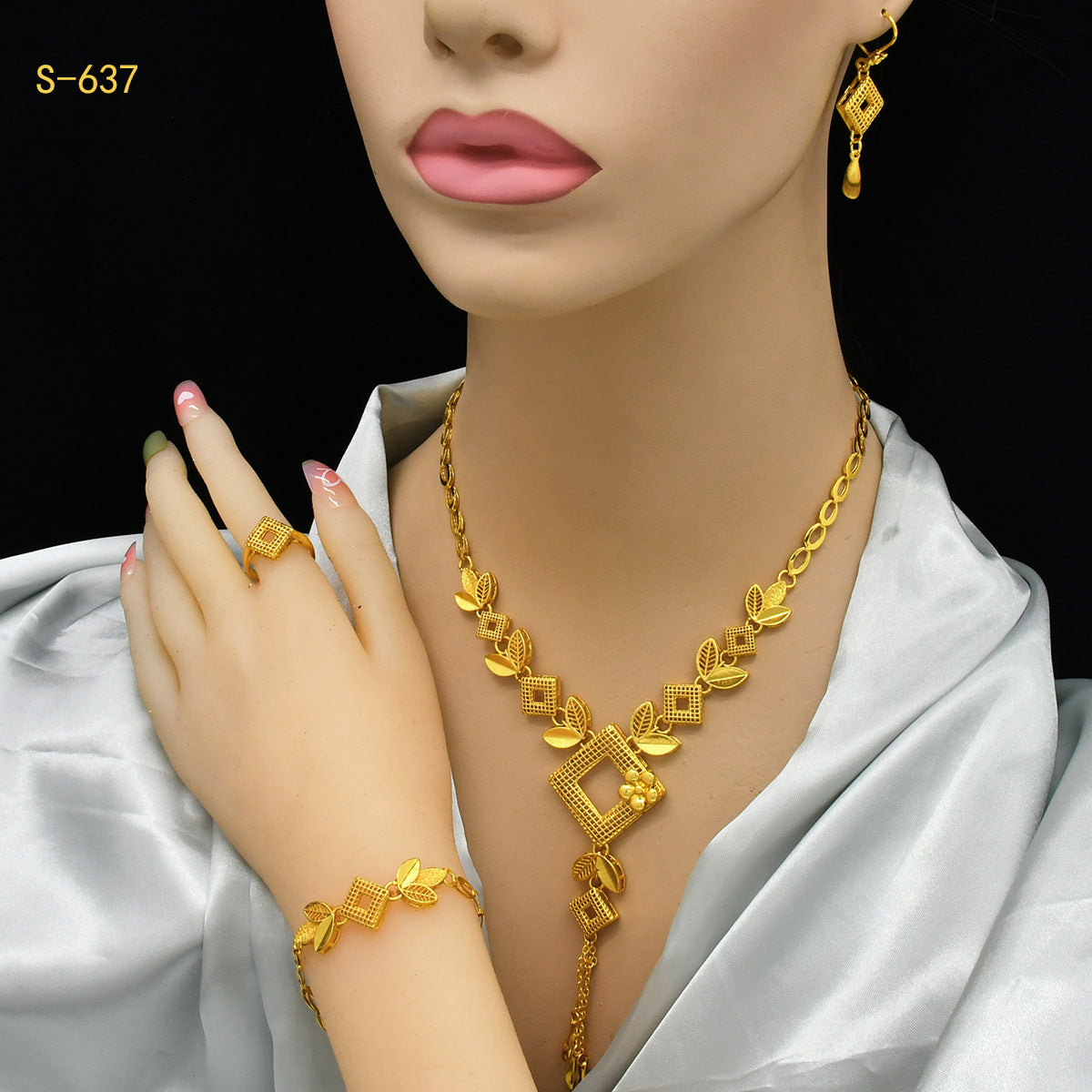 24K Gold Women's Bridal Jewelry Suit