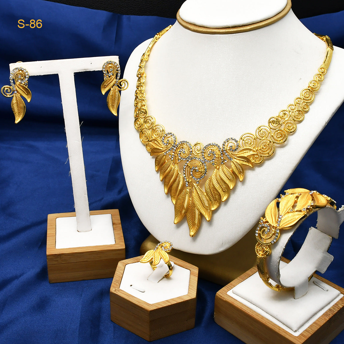 Women's Saudi Bridal Necklace Bracelet Earrings