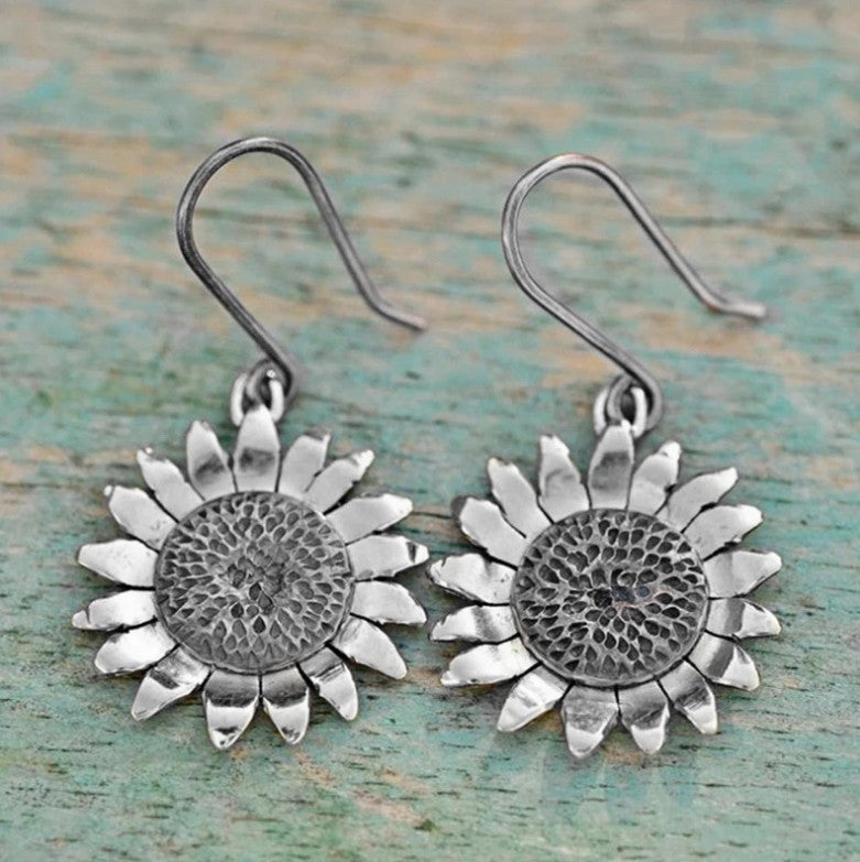 Eardrops Beautiful Chrysanthemum