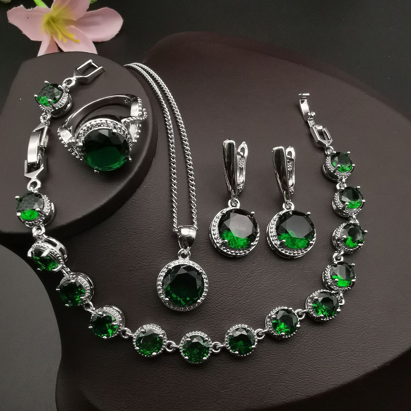 European And American Jewelry
